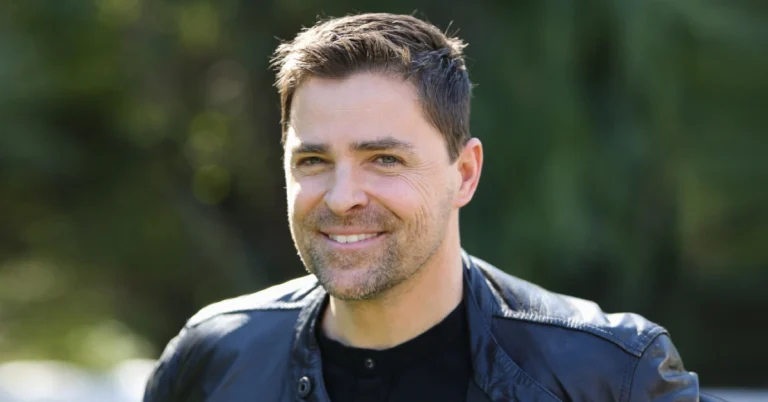 Who Is Kavan Smith? From Stargate to Hallmark